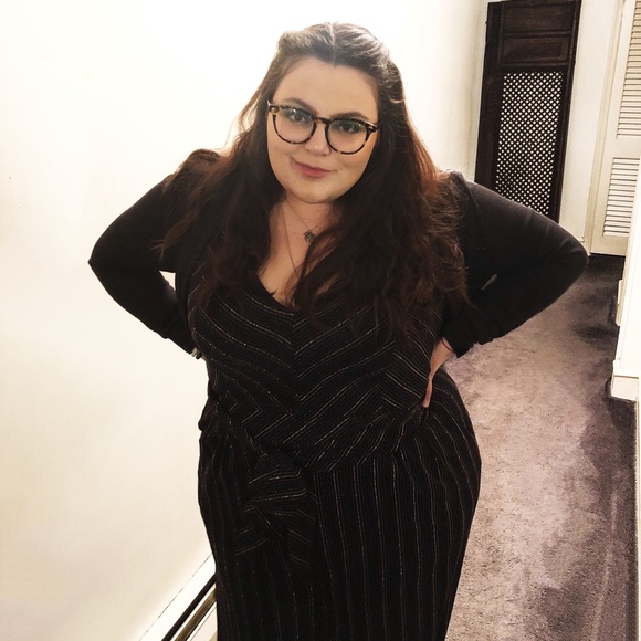 Meet your Posher, Caitlyn - Picture 3 of 5